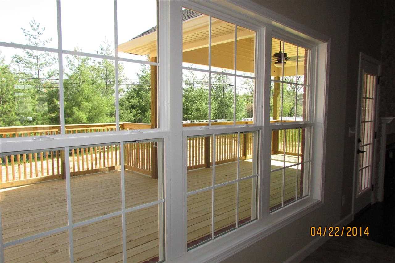 10301 Club House Dr, Evansville, IN 47725 photo 21