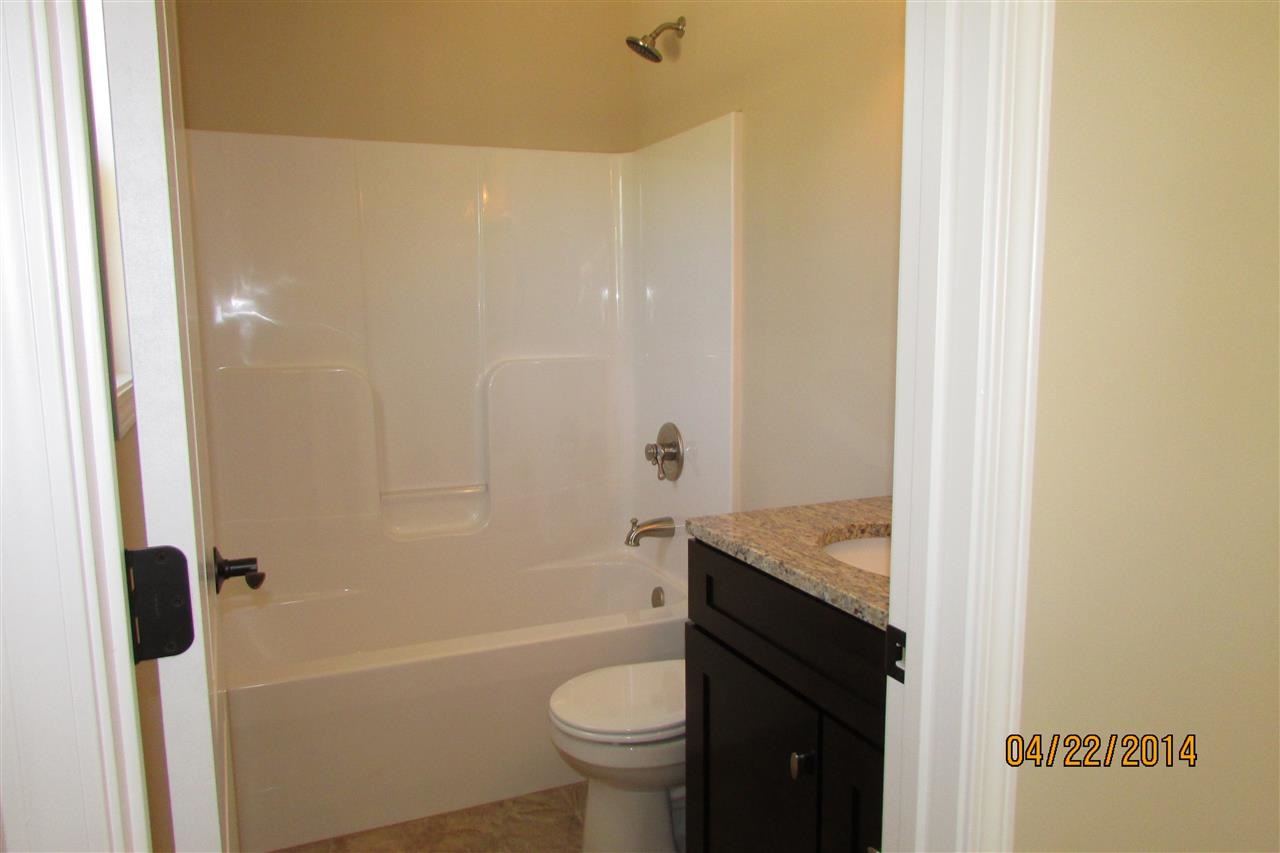 10301 Club House Dr, Evansville, IN 47725 photo 12