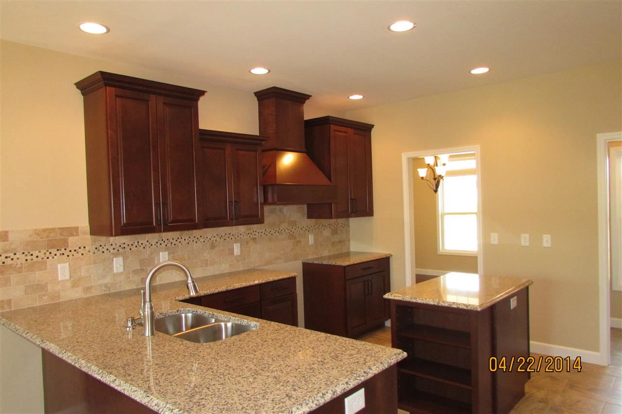 10301 Club House Dr, Evansville, IN 47725 photo 7