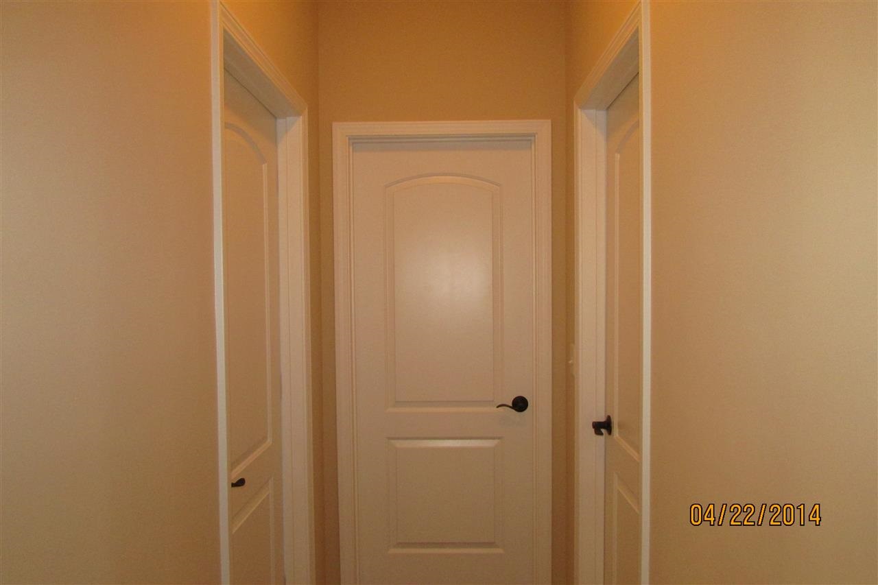 10301 Club House Dr, Evansville, IN 47725 photo 8