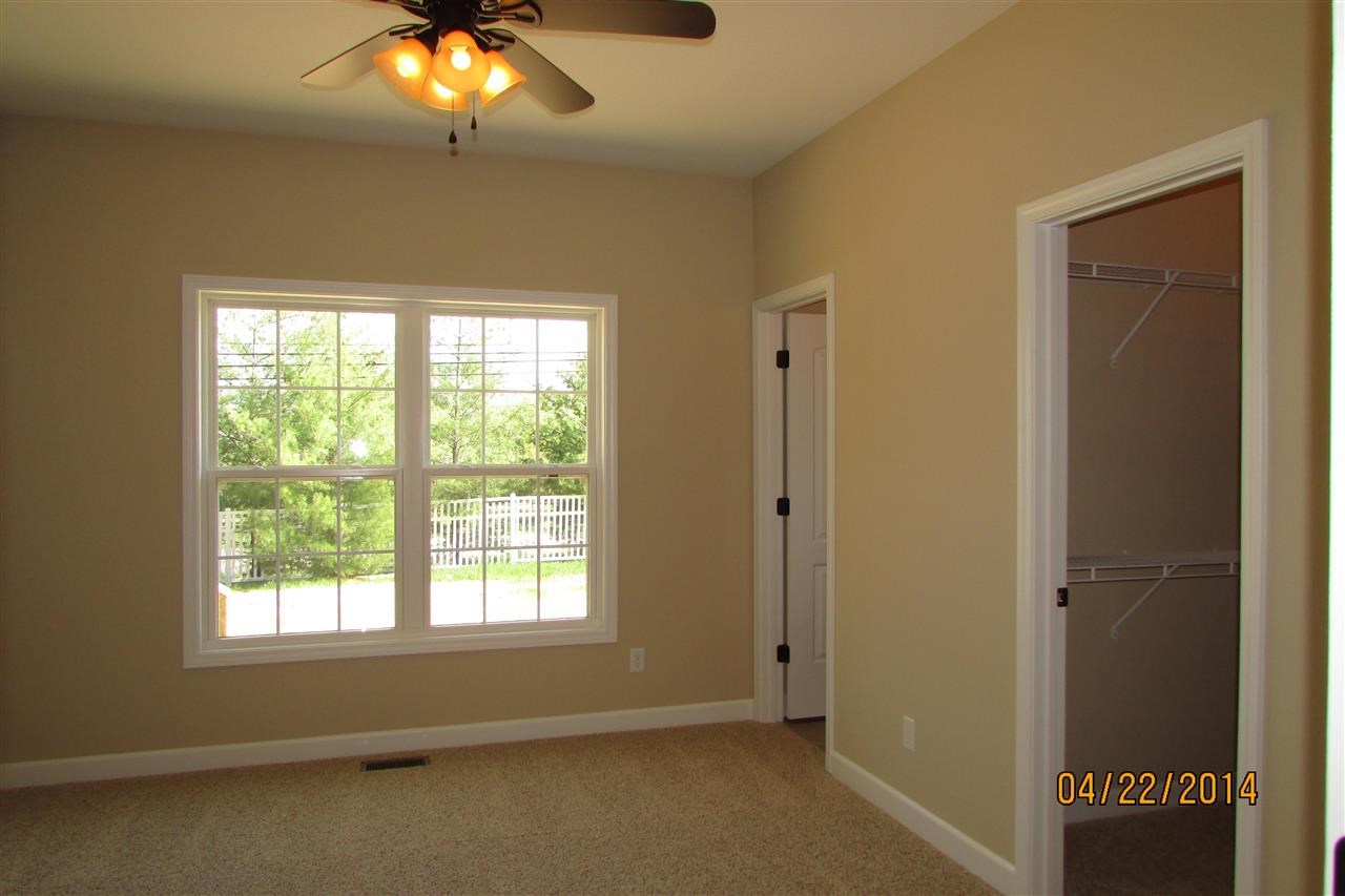 10301 Club House Dr, Evansville, IN 47725 photo 11