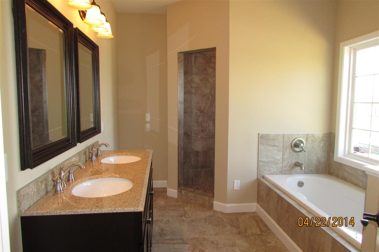 10301 Club House Dr, Evansville, IN 47725 photo 15