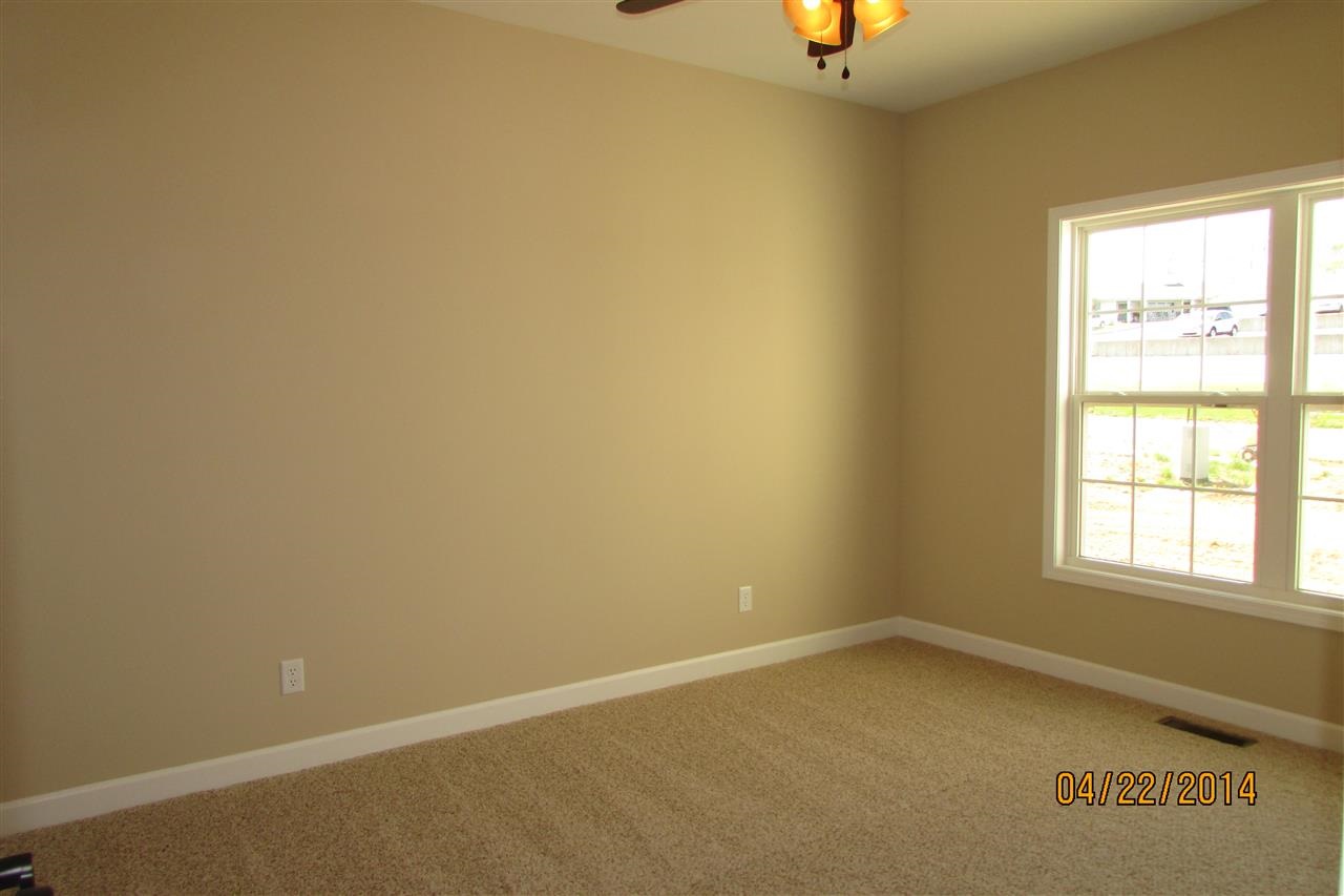 10301 Club House Dr, Evansville, IN 47725 photo 10