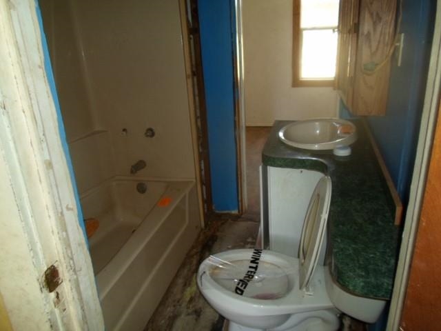 718 Jay St, Ligonier, IN 46767 photo 11