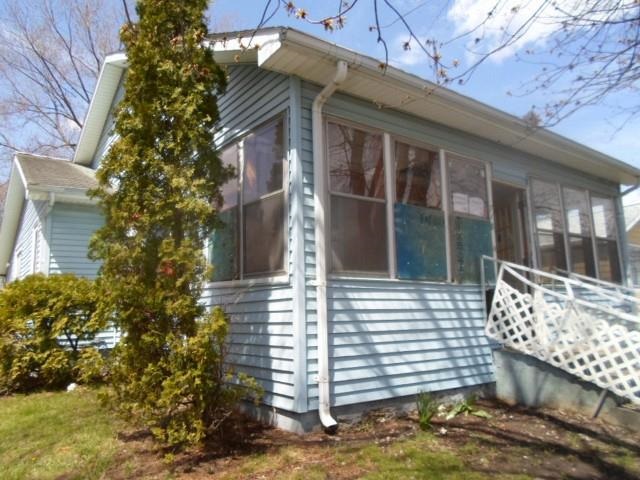 718 Jay St, Ligonier, IN 46767 photo 2
