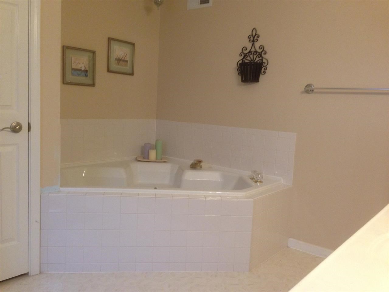 4217 Sail Dr, Mishawaka, IN 46544 photo 11