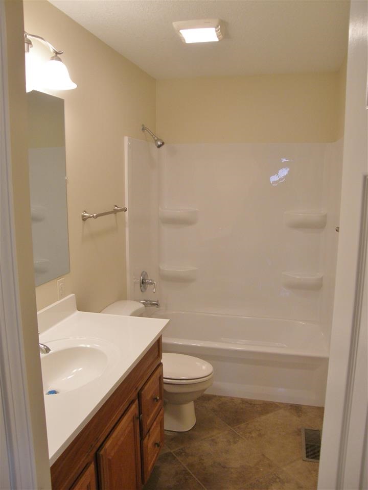 1217 Superior Dr, Auburn, IN 46706 photo 14