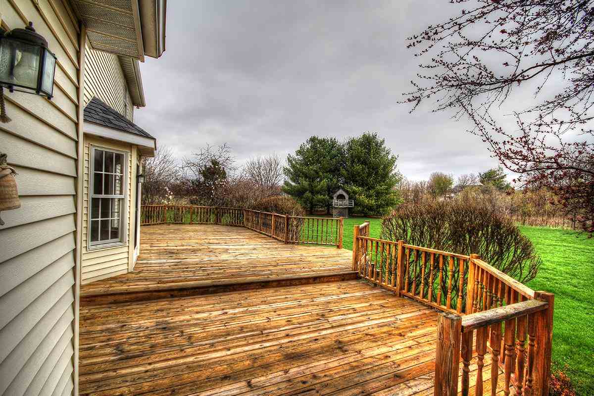 50802 Clover Rd, Granger, IN 46530 photo 6