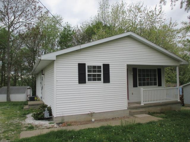 321 S Pine St, Boonville, IN 47601 photo 2