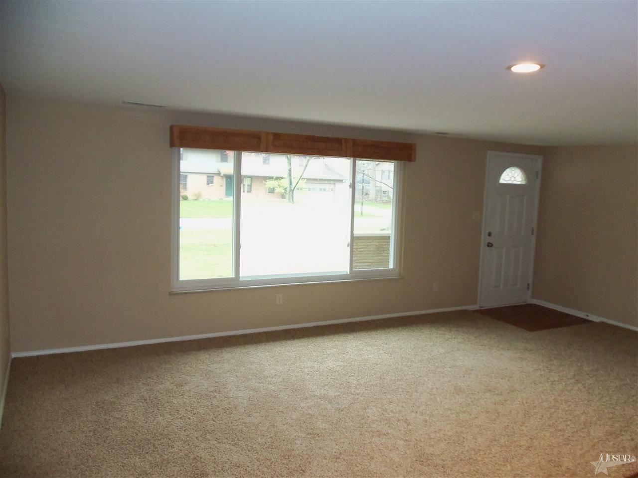 4504 Highwood Dr, Fort Wayne, IN 46815 photo 6