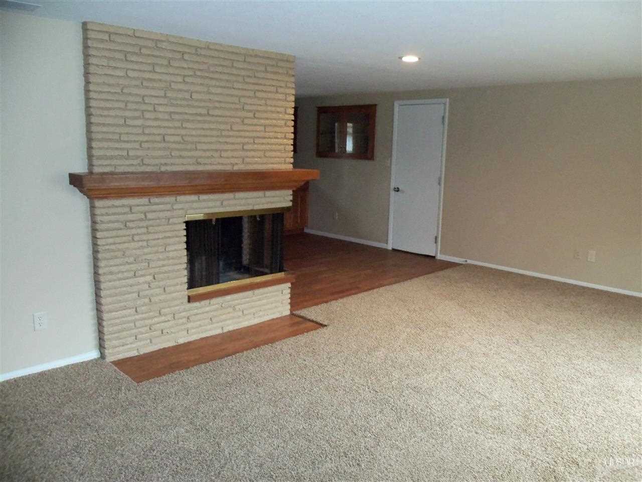 4504 Highwood Dr, Fort Wayne, IN 46815 photo 8