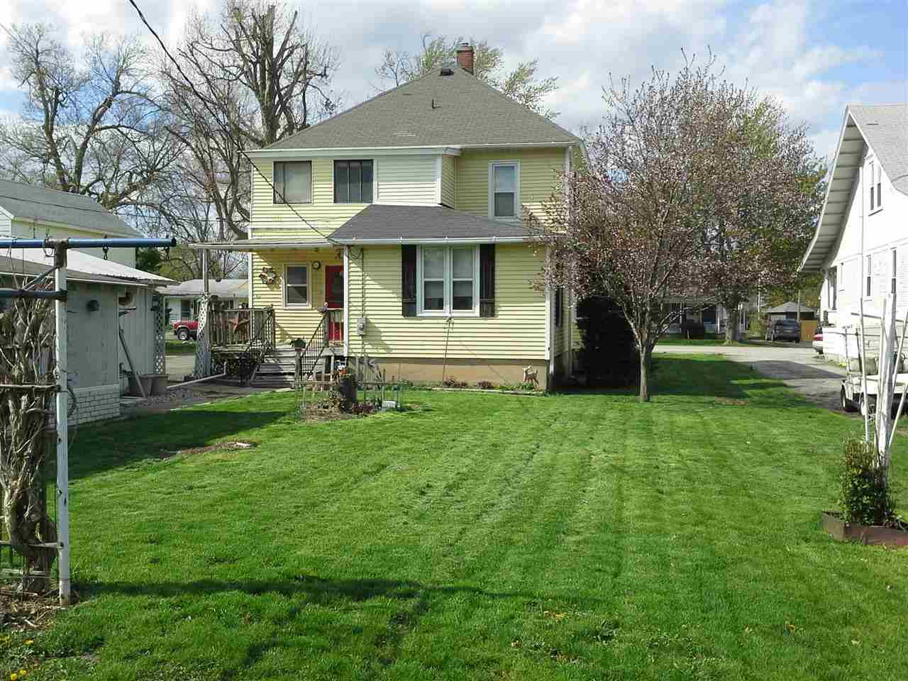109 E Lincoln St, Kentland, IN 47951 photo 6