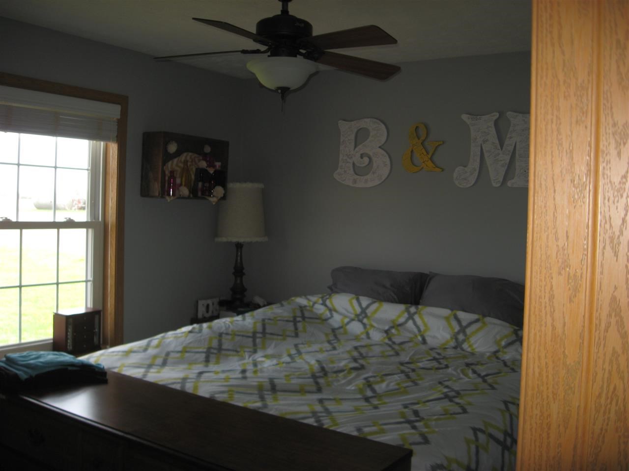 11268 E 1050 N, Otterbein, IN 47970 photo 12
