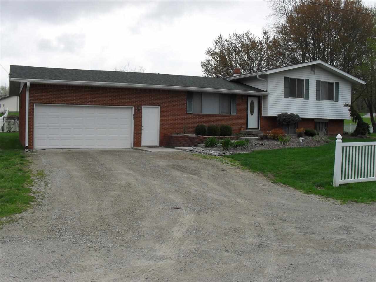 702 Prather St, Burlington, IN 46915 photo 1