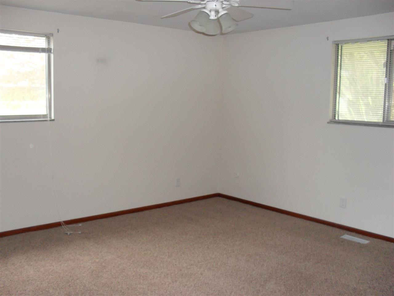 702 Prather St, Burlington, IN 46915 photo 6