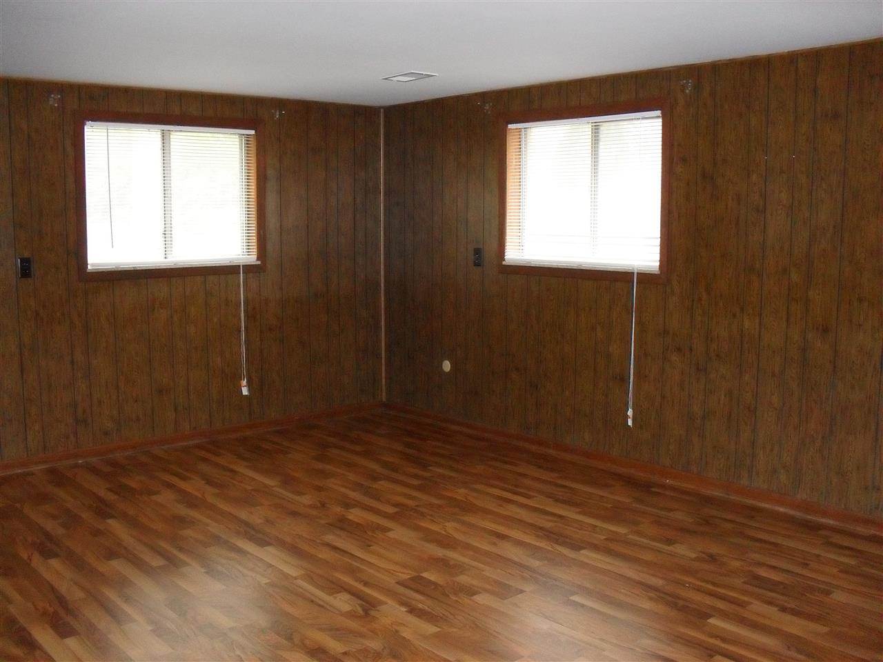 702 Prather St, Burlington, IN 46915 photo 9