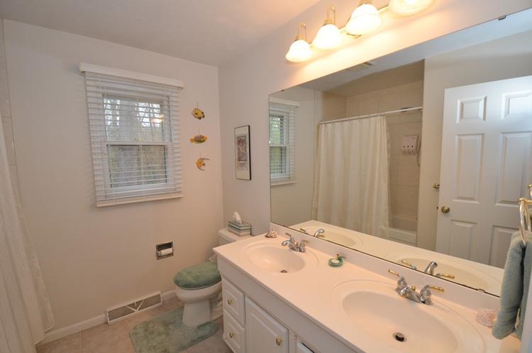 52209 Surrey Trce, Granger, IN 46530 photo 18