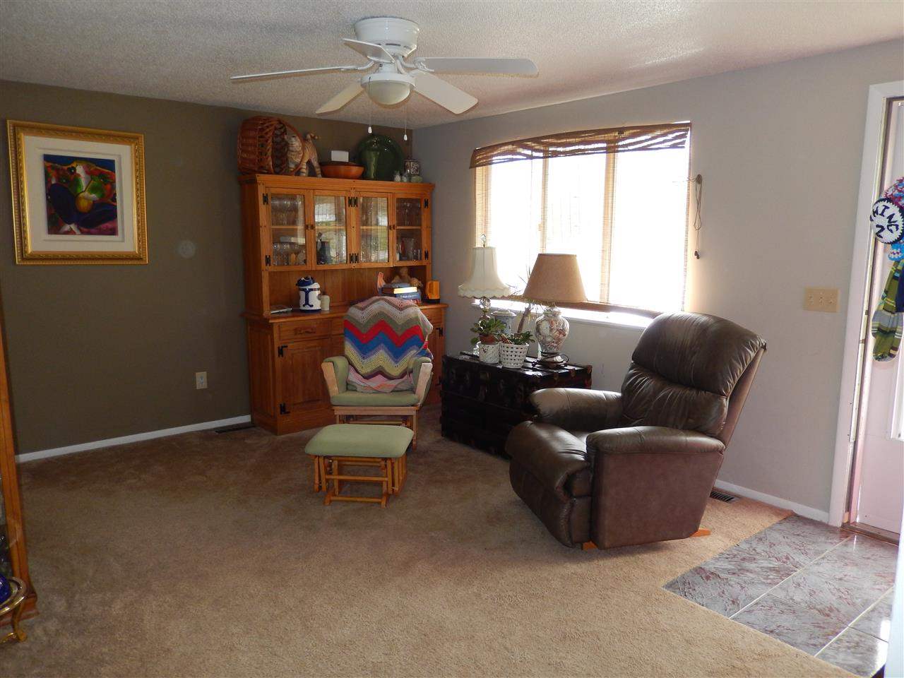6126 Becker Dr, Fort Wayne, IN 46835 photo 3