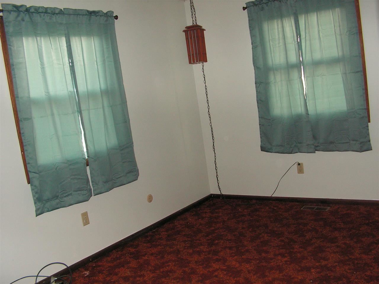 1005 W Goff Dr, Marion, IN 46953 photo 2