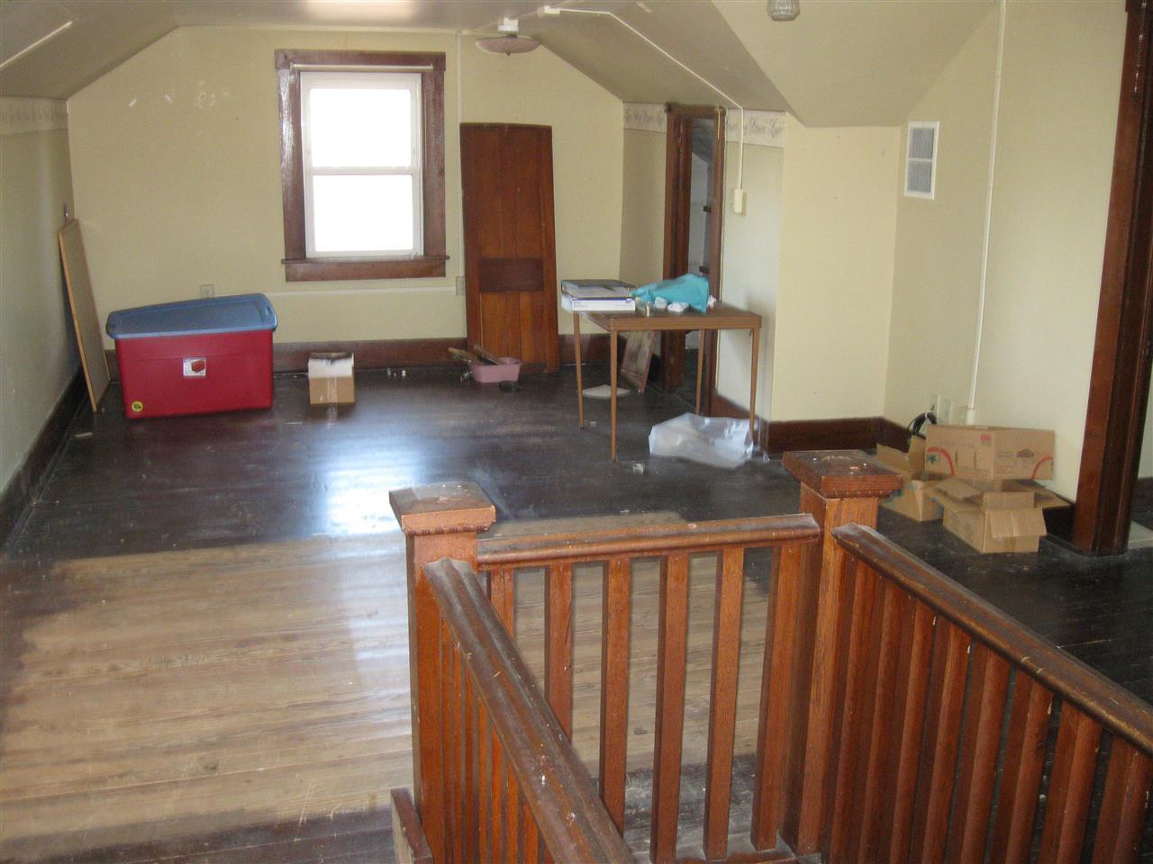 508 N Main St, Huntingburg, IN 47542 photo 13