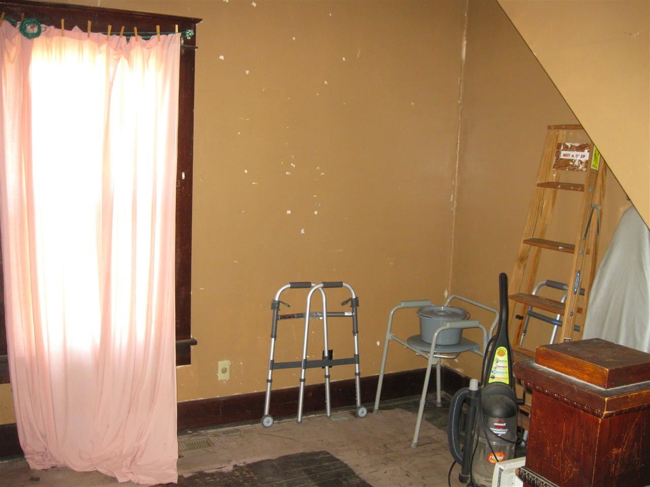 508 N Main St, Huntingburg, IN 47542 photo 10