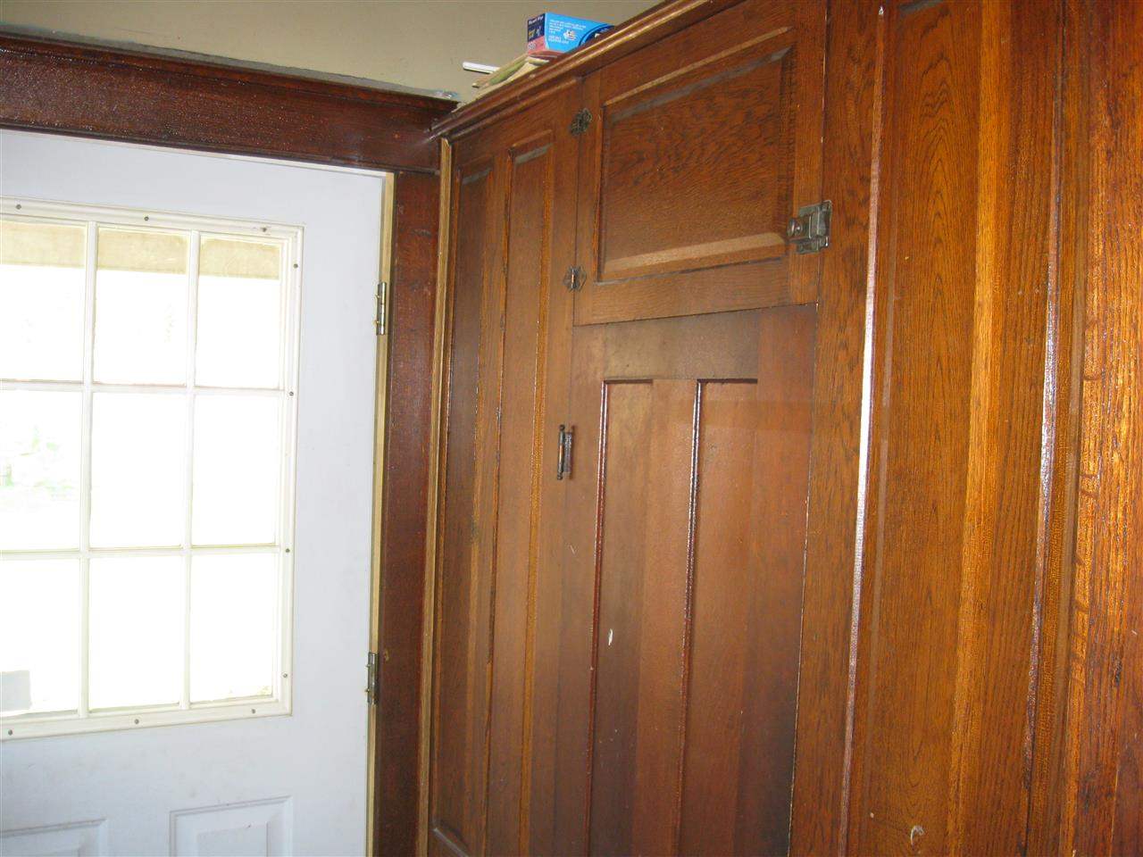 508 N Main St, Huntingburg, IN 47542 photo 4