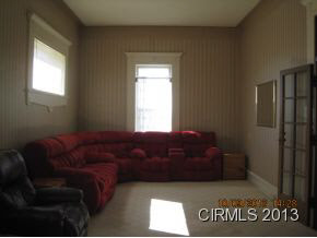 425 9th St, Logansport, IN 46947 photo 4