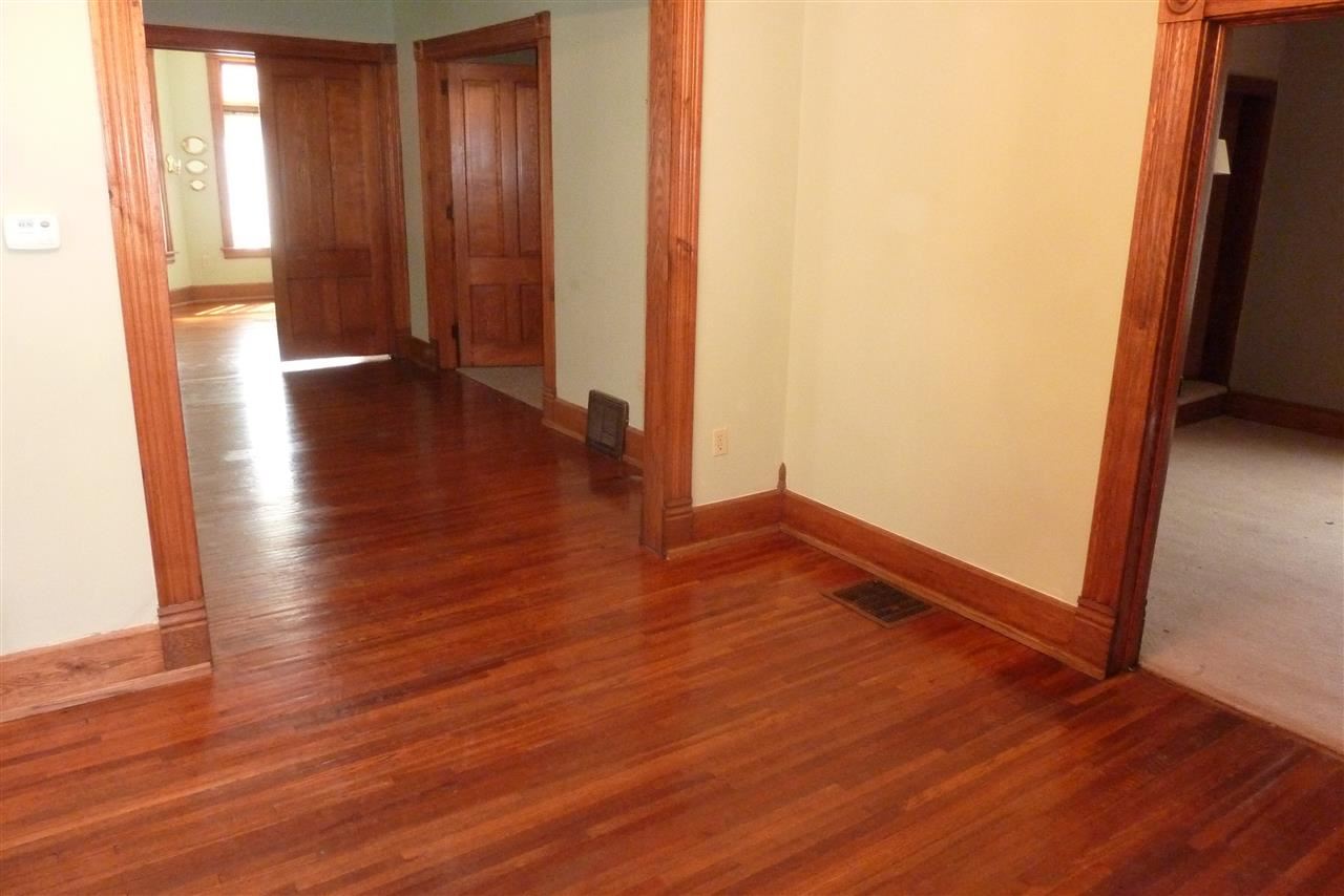 218 W 8th St, Rochester, IN 46975 photo 6