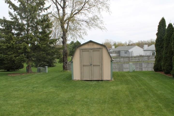 1729 Briar Fence Ln, Fort Wayne, IN 46804 photo 17