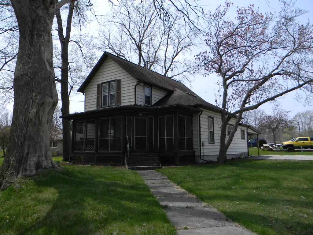 710 Hawpatch St, Lagrange, IN 46761 photo 1