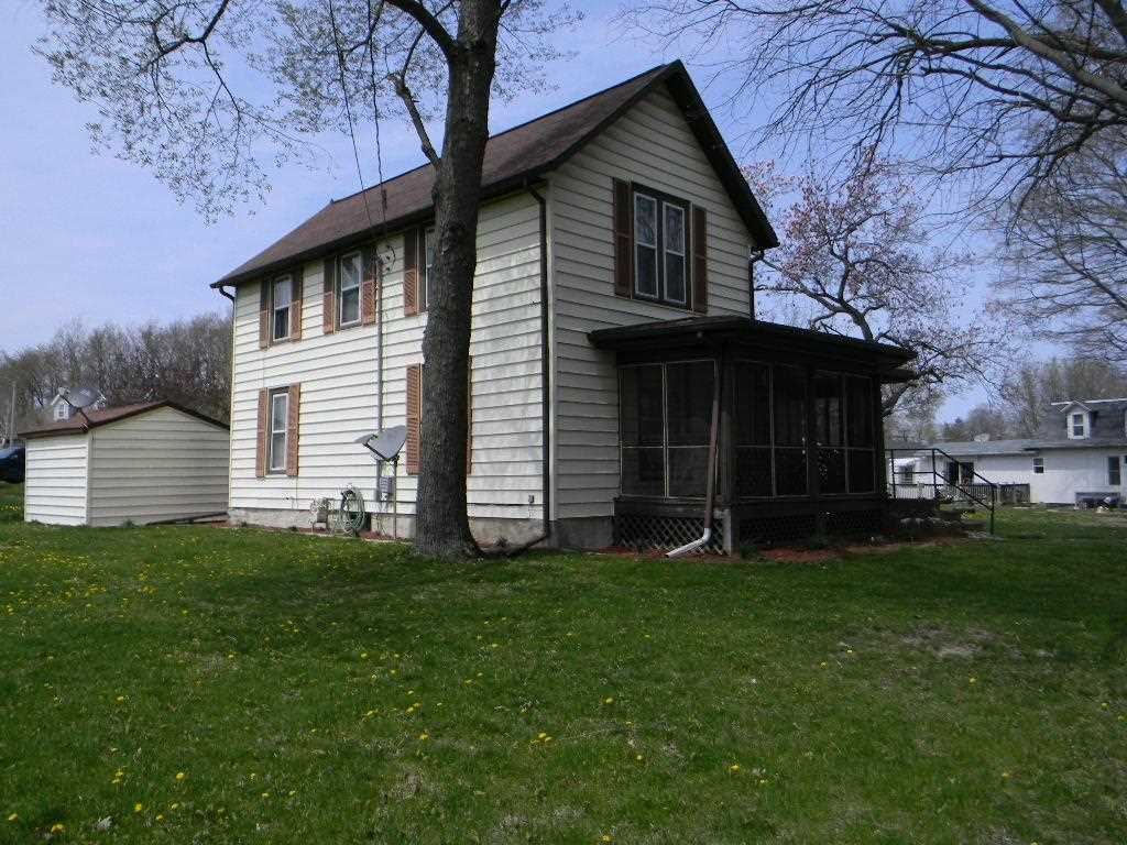 710 Hawpatch St, Lagrange, IN 46761 photo 3