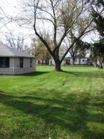 1065 E Centennial St, Nappanee, IN 46550 photo 6