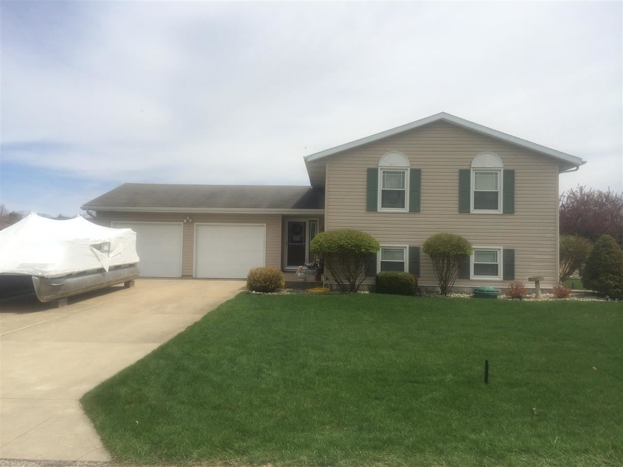 51024 Beach Dr, Elkhart, IN 46514 photo 1