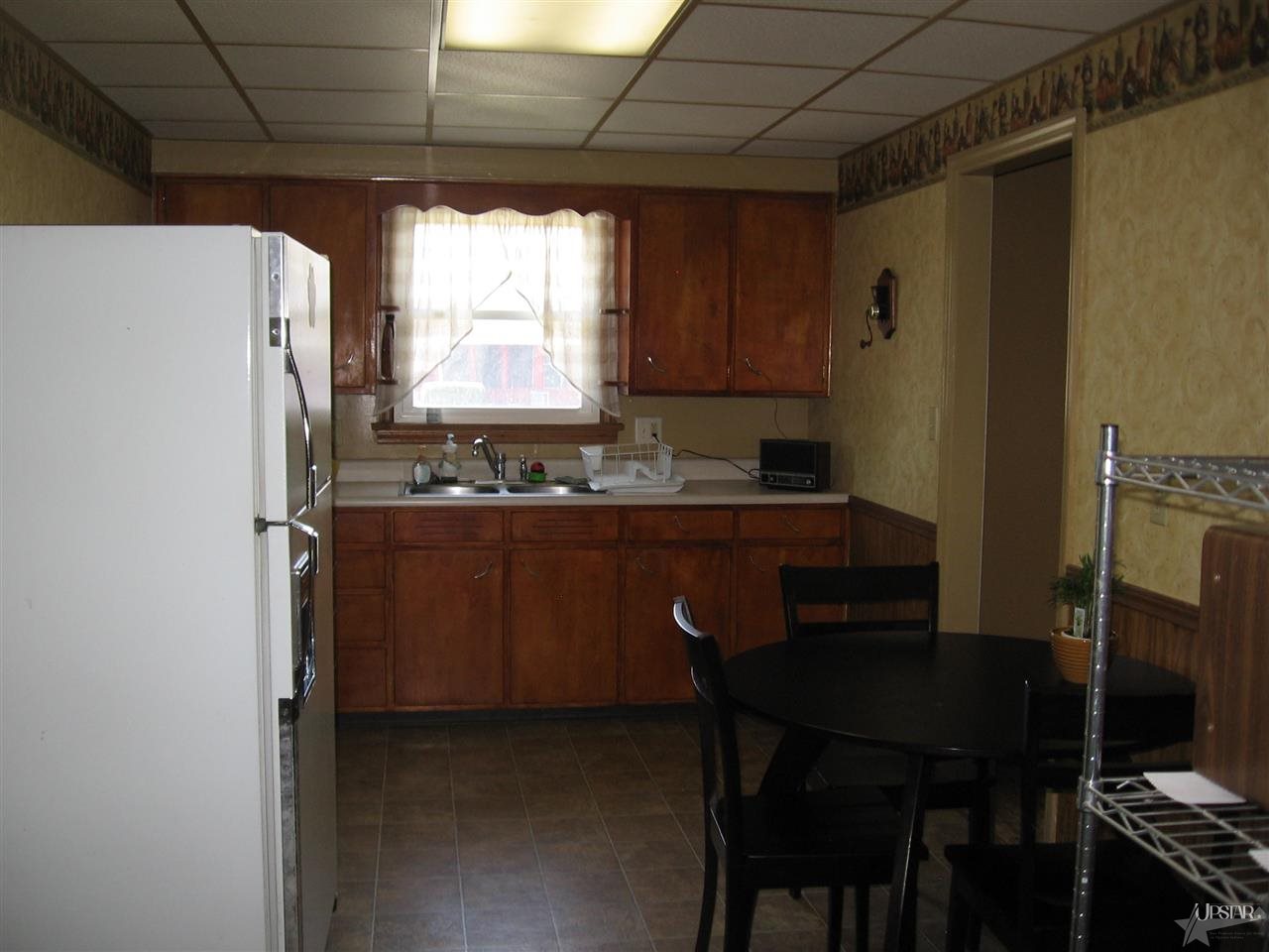 208 W Ellsworth St, Columbia City, IN 46725 photo 9