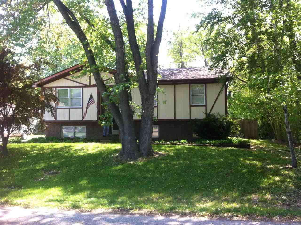 1926 Burdette Ave, Evansville, IN 47714 photo 1
