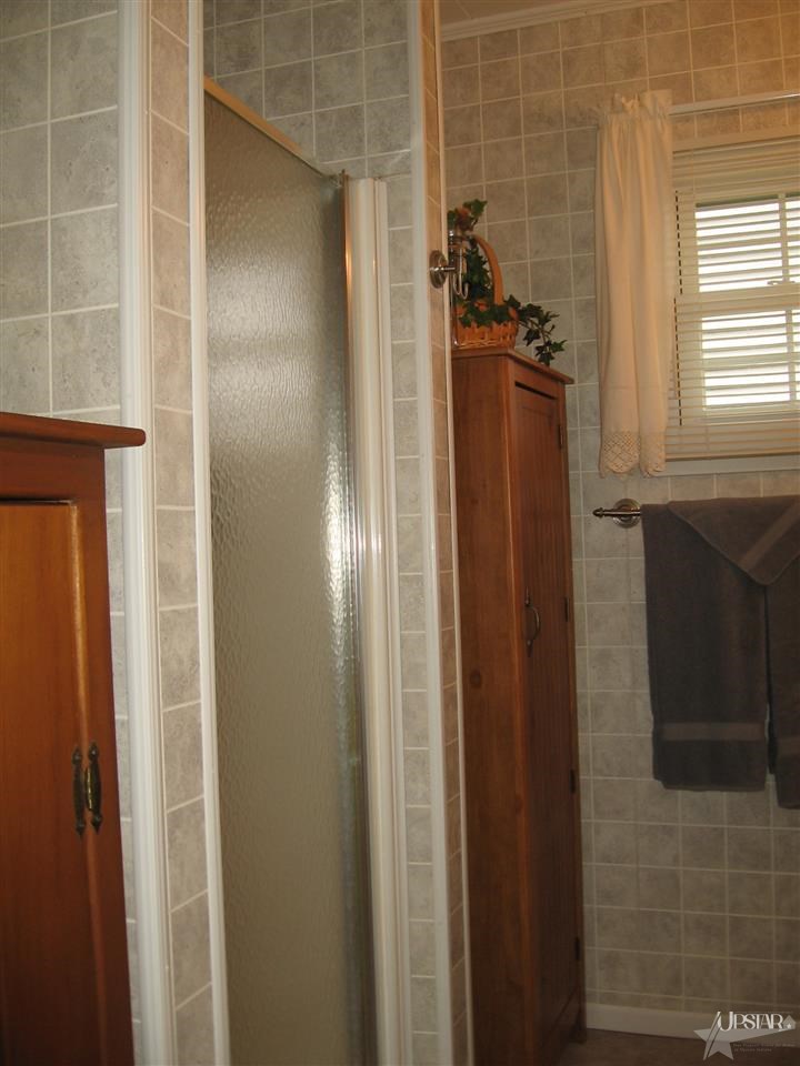 5275 S Highpoint Dr, Albion, IN 46701 photo 6