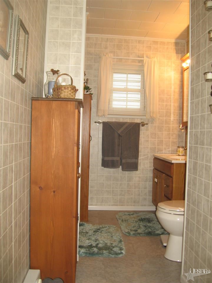 5275 S Highpoint Dr, Albion, IN 46701 photo 5