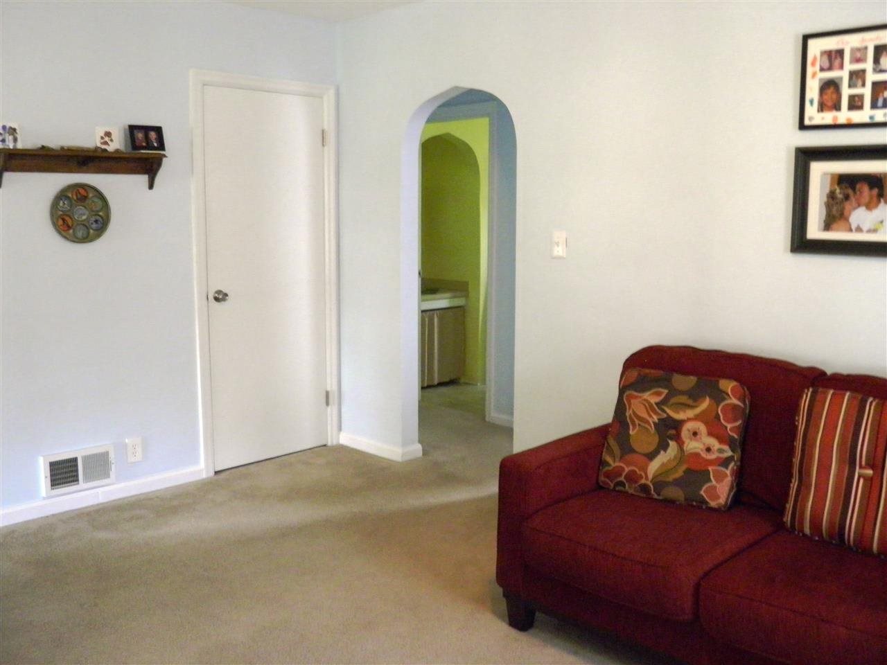 1021 N Spring St, Evansville, IN 47711 photo 16
