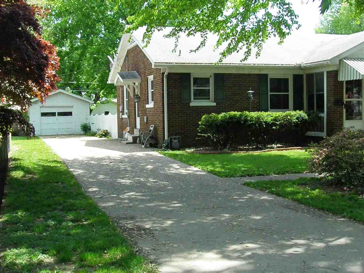 1021 N Spring St, Evansville, IN 47711 photo 29