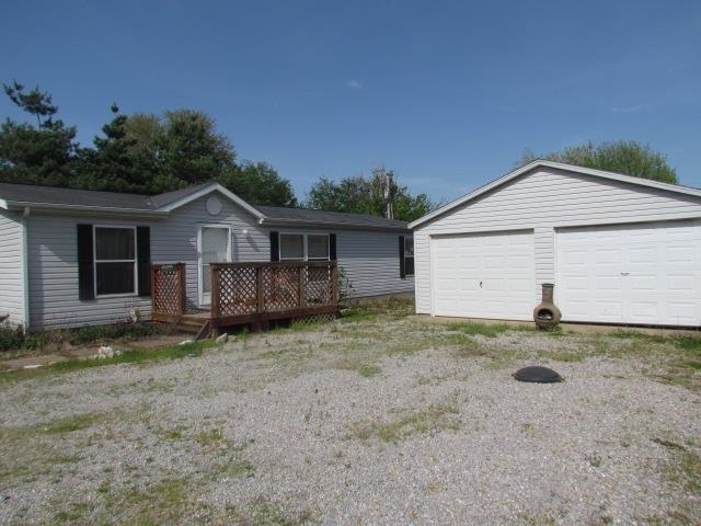 6915 Midway Dr, Poseyville, IN 47633 photo 1
