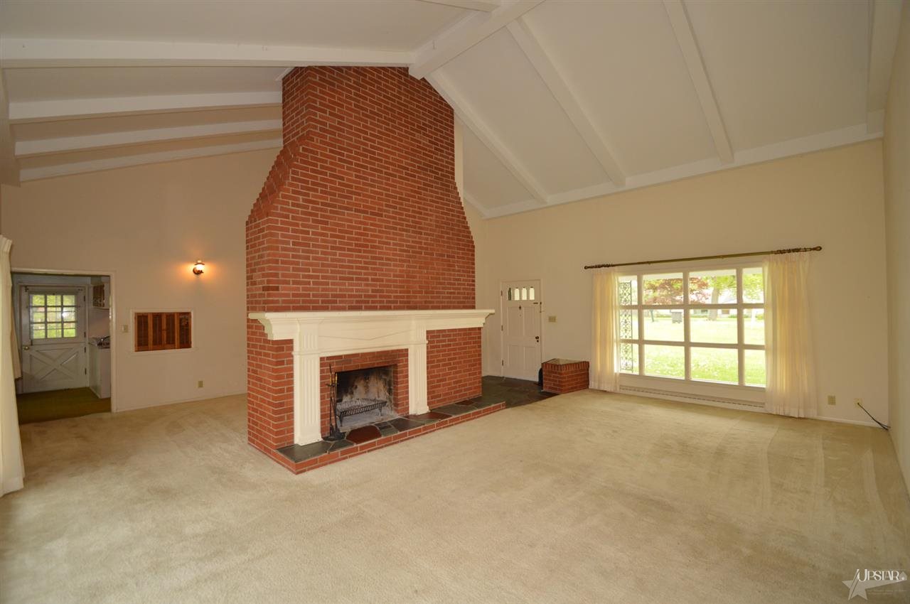 5811 Homewood Dr, Fort Wayne, IN 46825 photo 10