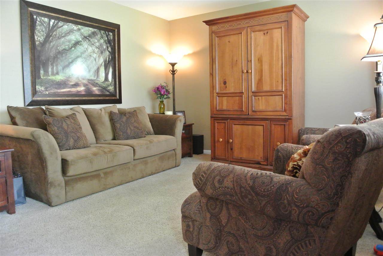 3895 S Davis Dr, Bloomington, IN 47403 photo 9