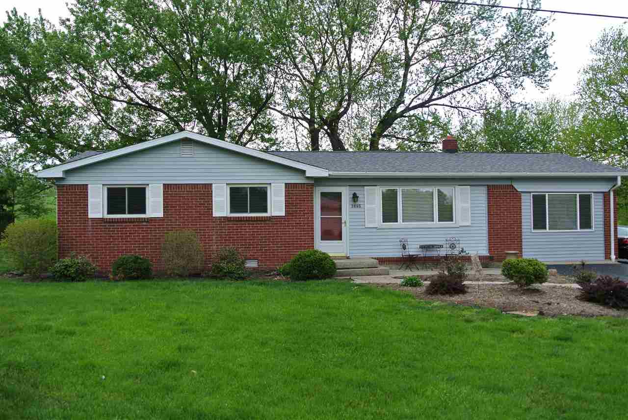 3895 S Davis Dr, Bloomington, IN 47403 photo 2