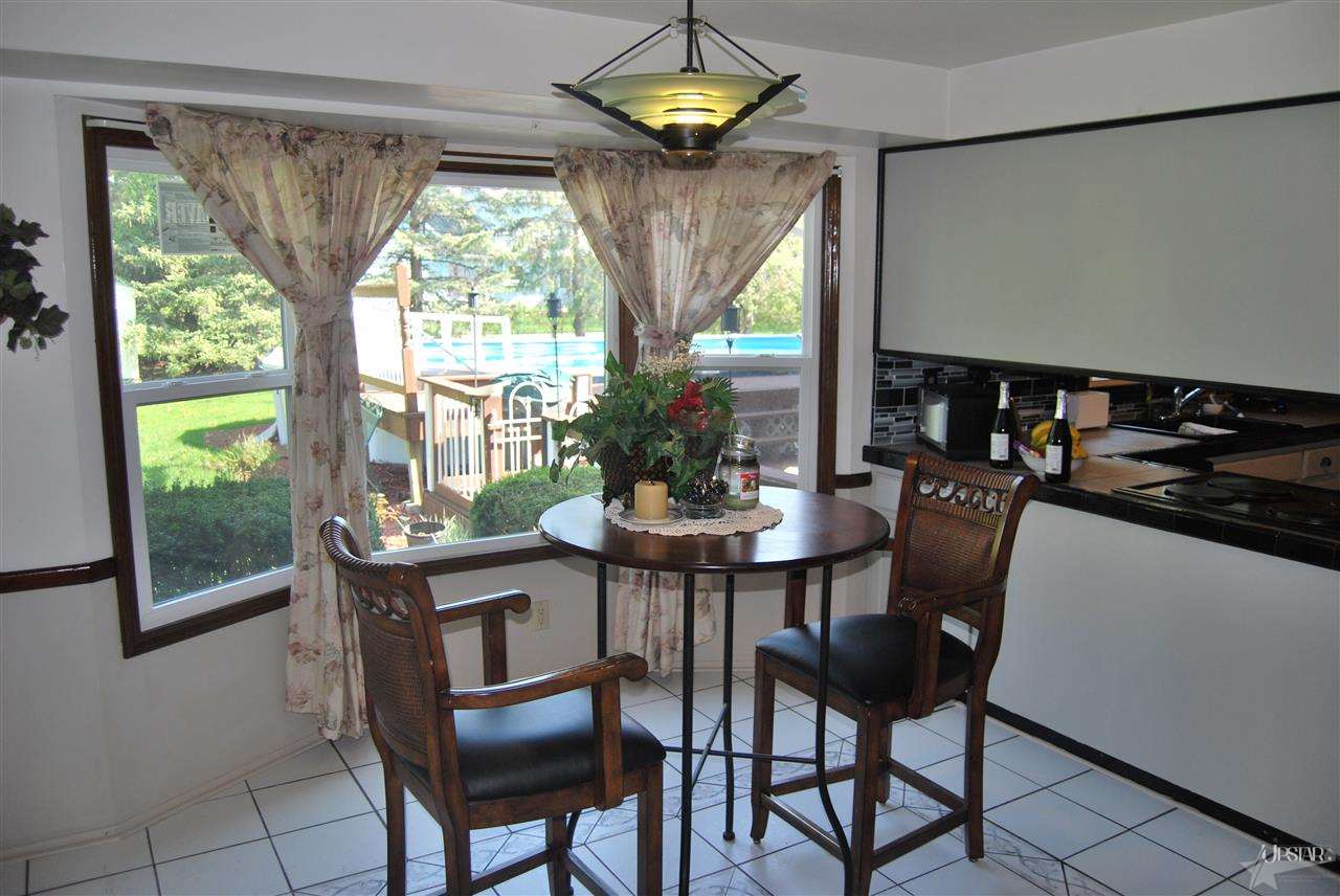 4502 Williamsburg Ct, Fort Wayne, IN 46804 photo 6