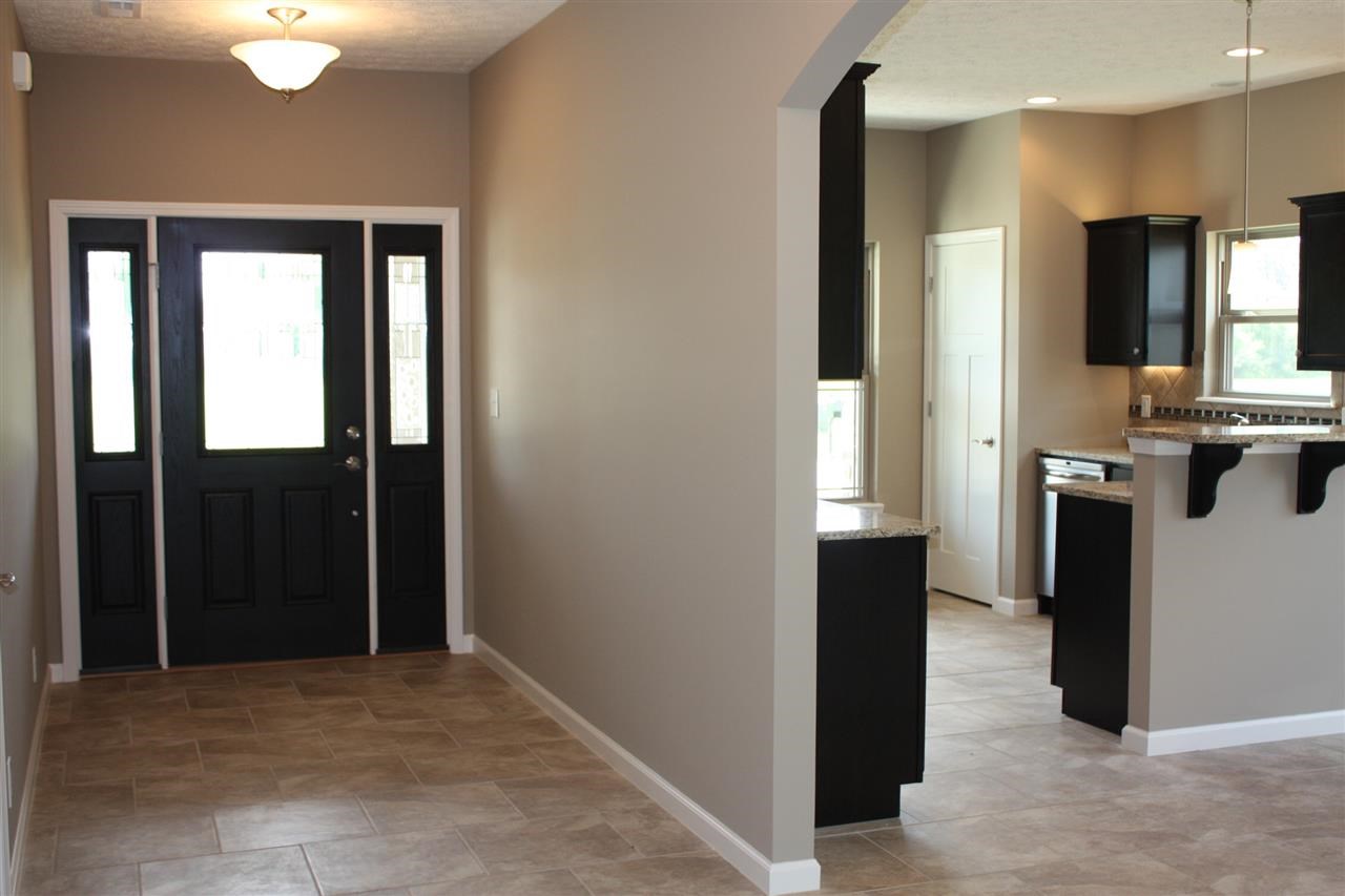 615 Bluegrass Trl, Kokomo, IN 46901 photo 11