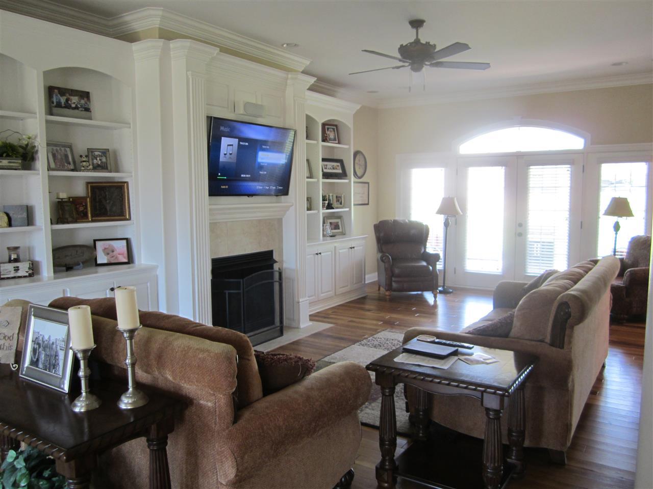 8037 Pelican Pointe Dr, Evansville, IN 47725 photo 5