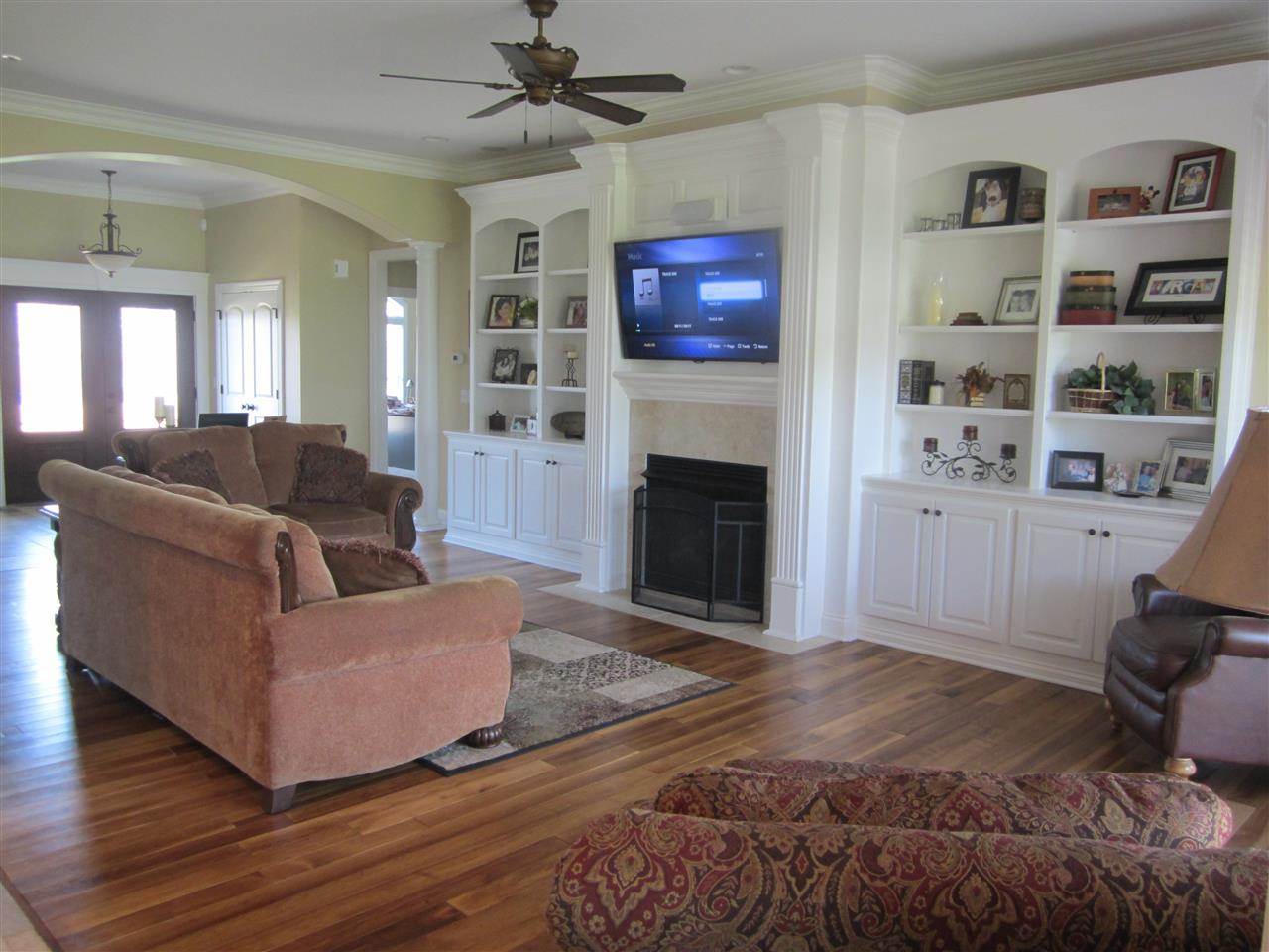 8037 Pelican Pointe Dr, Evansville, IN 47725 photo 3