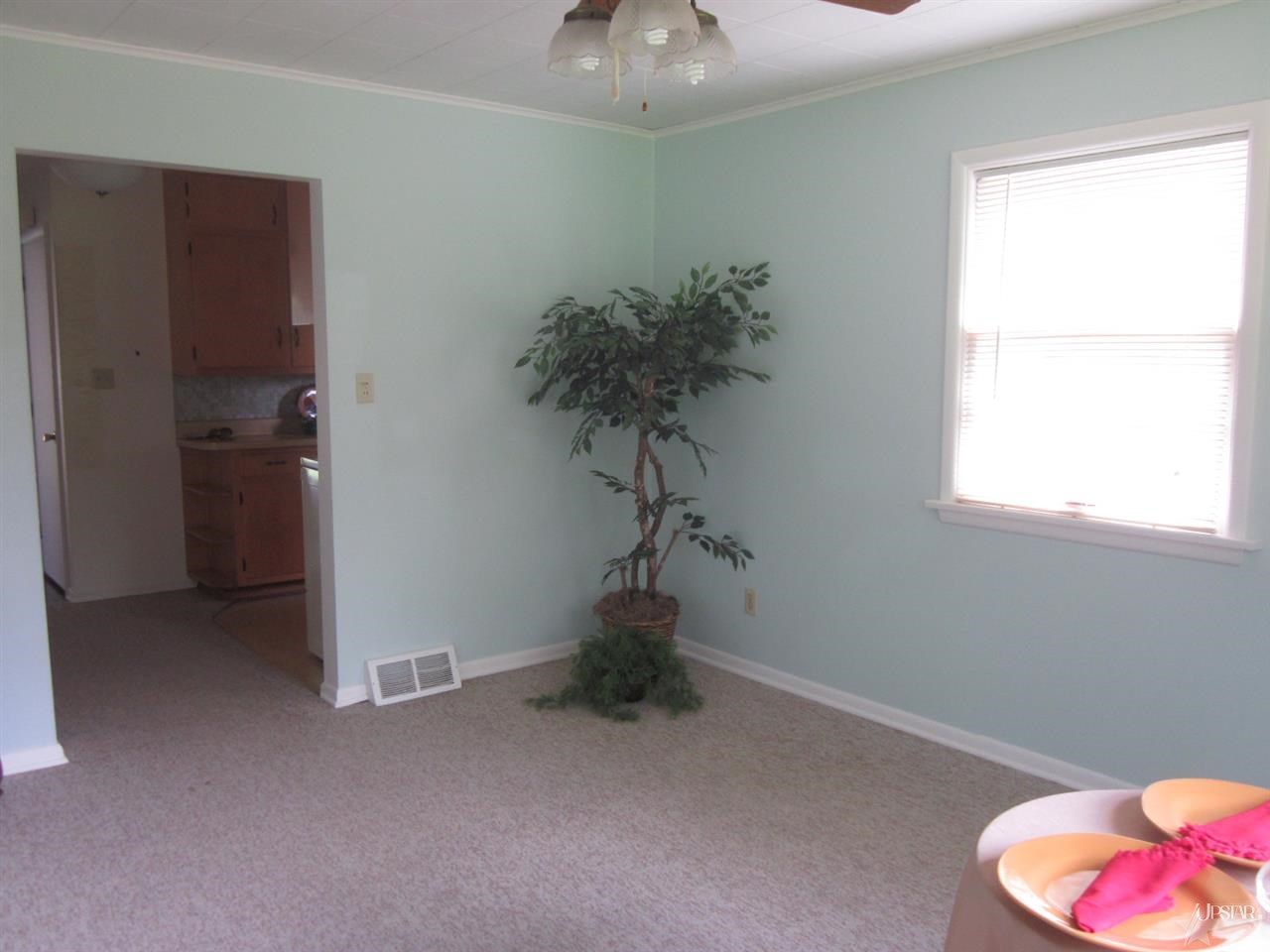 4272 Albert Dr, Fort Wayne, IN 46835 photo 9