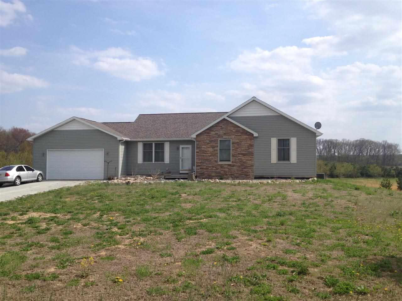 19609 7th Rd, Plymouth, IN 46563 photo 2