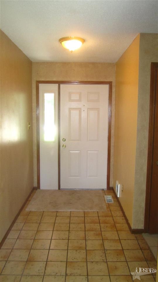 3220 Twisted Branch Pl, Fort Wayne, IN 46804 photo 6